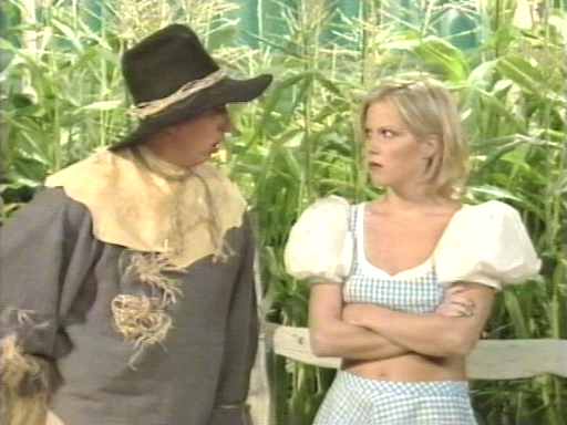  A Scarecrow & Kelly 