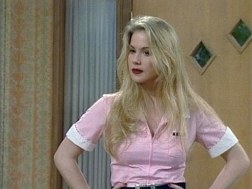  Kelly Bundy 