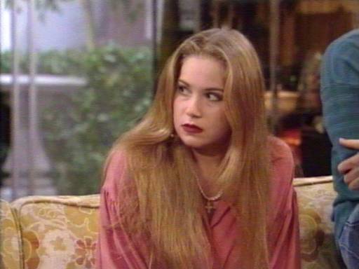  Kelly Bundy 